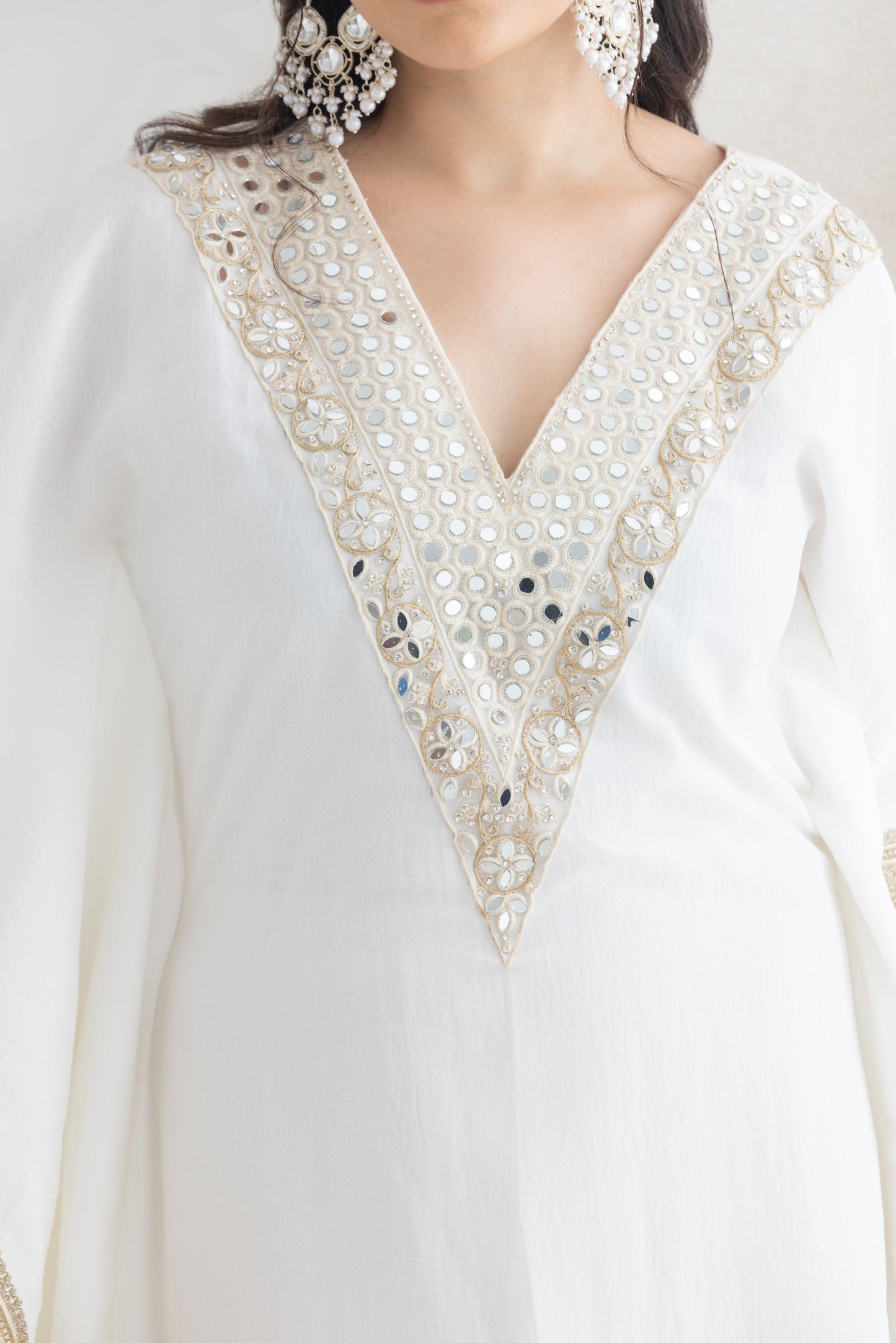 طقم بدلة كاليدار باللون البني الفول السوداني من براكريتي