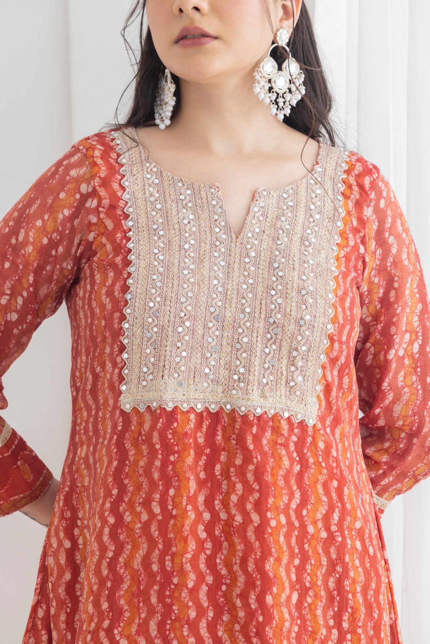 طقم بدلة كاليدار باللون البني الفول السوداني من براكريتي