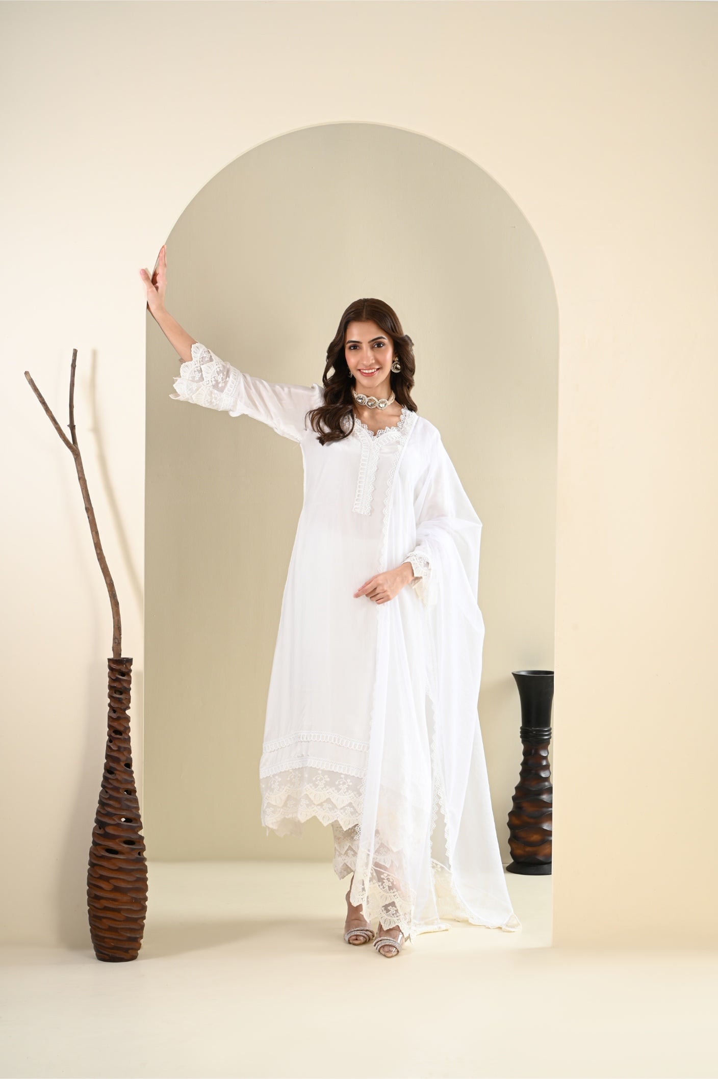 Rishu Lamba in Kajufal- White Suit (Set of 3)