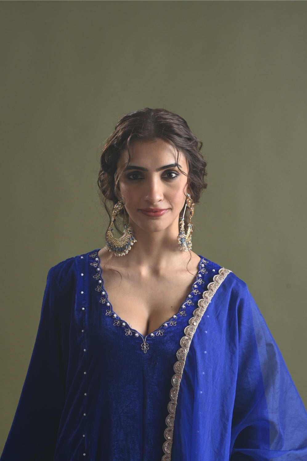 MEHVISH -VELOURS BLEU ROYAL- ENSEMBLE ANARKALI
