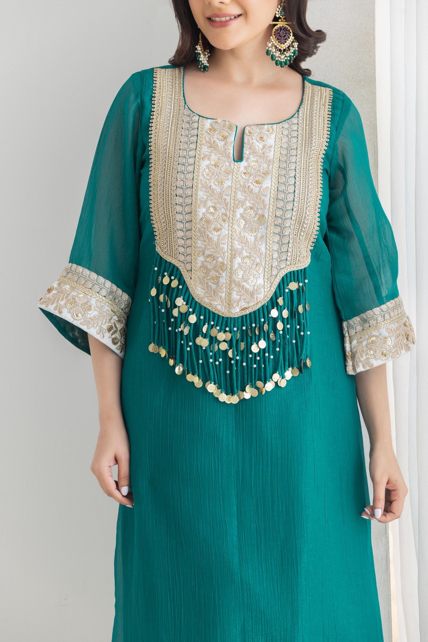 طقم بدلة كاليدار باللون البني الفول السوداني من براكريتي