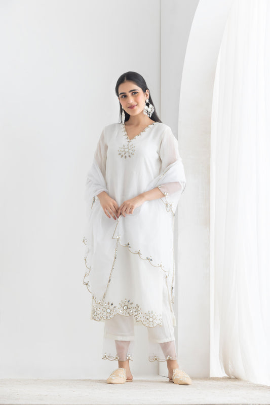 Anura -White Mirror Emb Suit Set