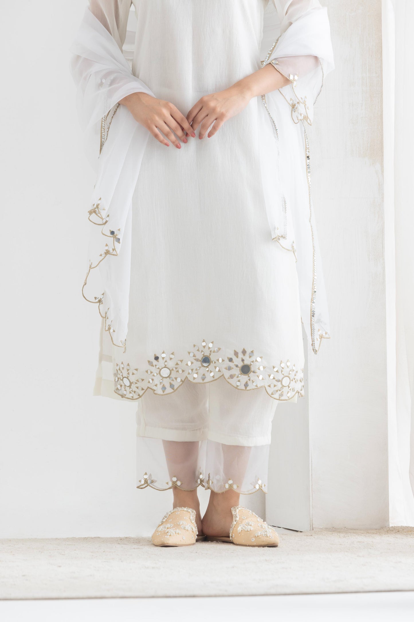 نورا - طقم بدلة وردي