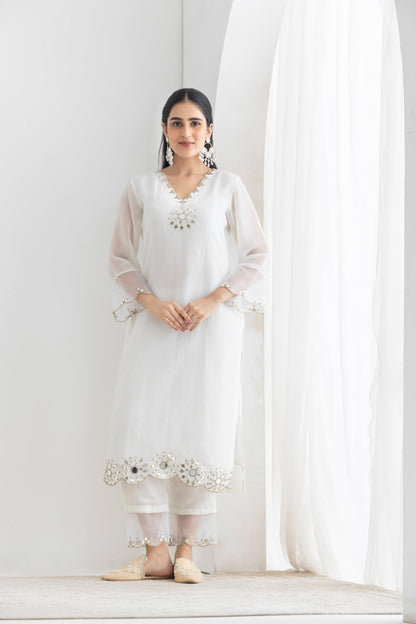 Anura -White Mirror Emb Suit Set