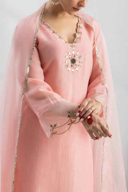 Surbhi Chandna in Noor -Pink Suit Set