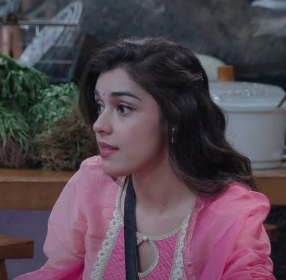Eisha Singh in Nargis Pink Suit Set