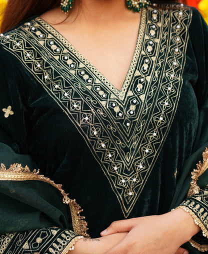 Ravina- Bottle Green Velvet Suit Set