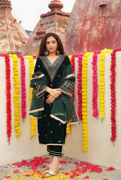 Ravina- Bottle Green Velvet Suit Set