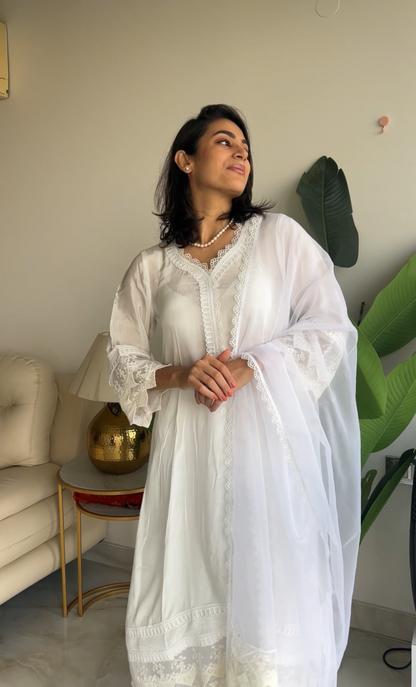 Arushi Chawla in Kajufal- White Suit Set (Set of 3)