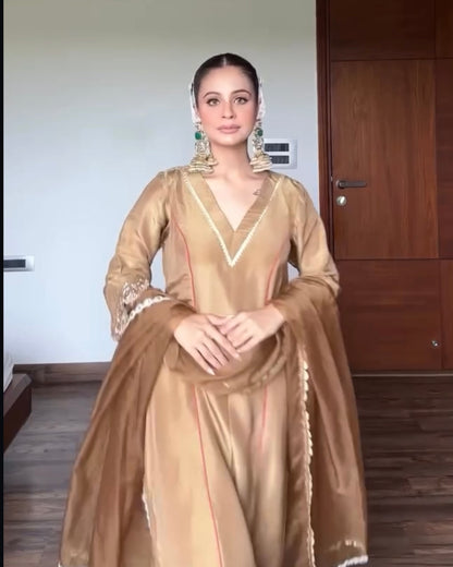 Vanshika Gaba in Prakriti- Peanut Brown Kalidar Suit Set