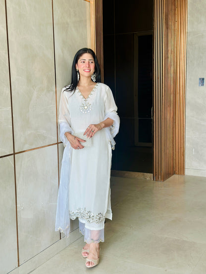 Noor -Pink Mirror Emb Suit Set