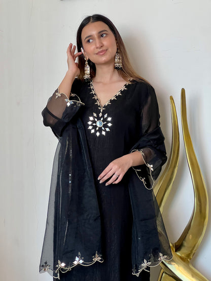 Noor -Pink Mirror Emb Suit Set