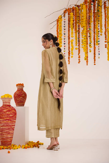 Shubhi Crushed Tissue Suit set