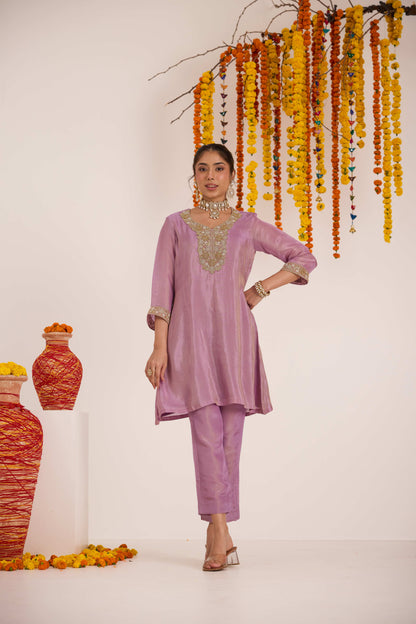 Nazakat Tissue Suit set