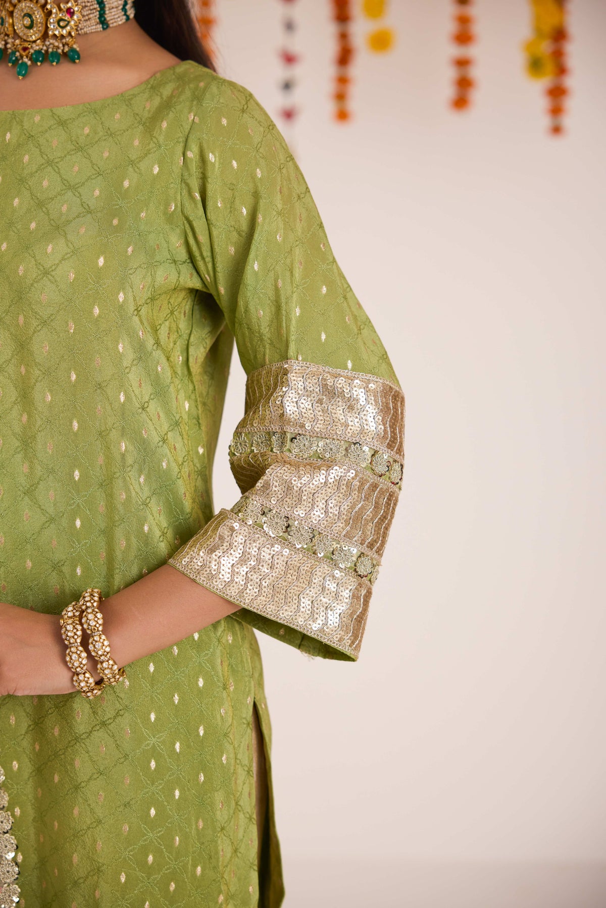 Neh Emb Banarsi Tissue Suit set