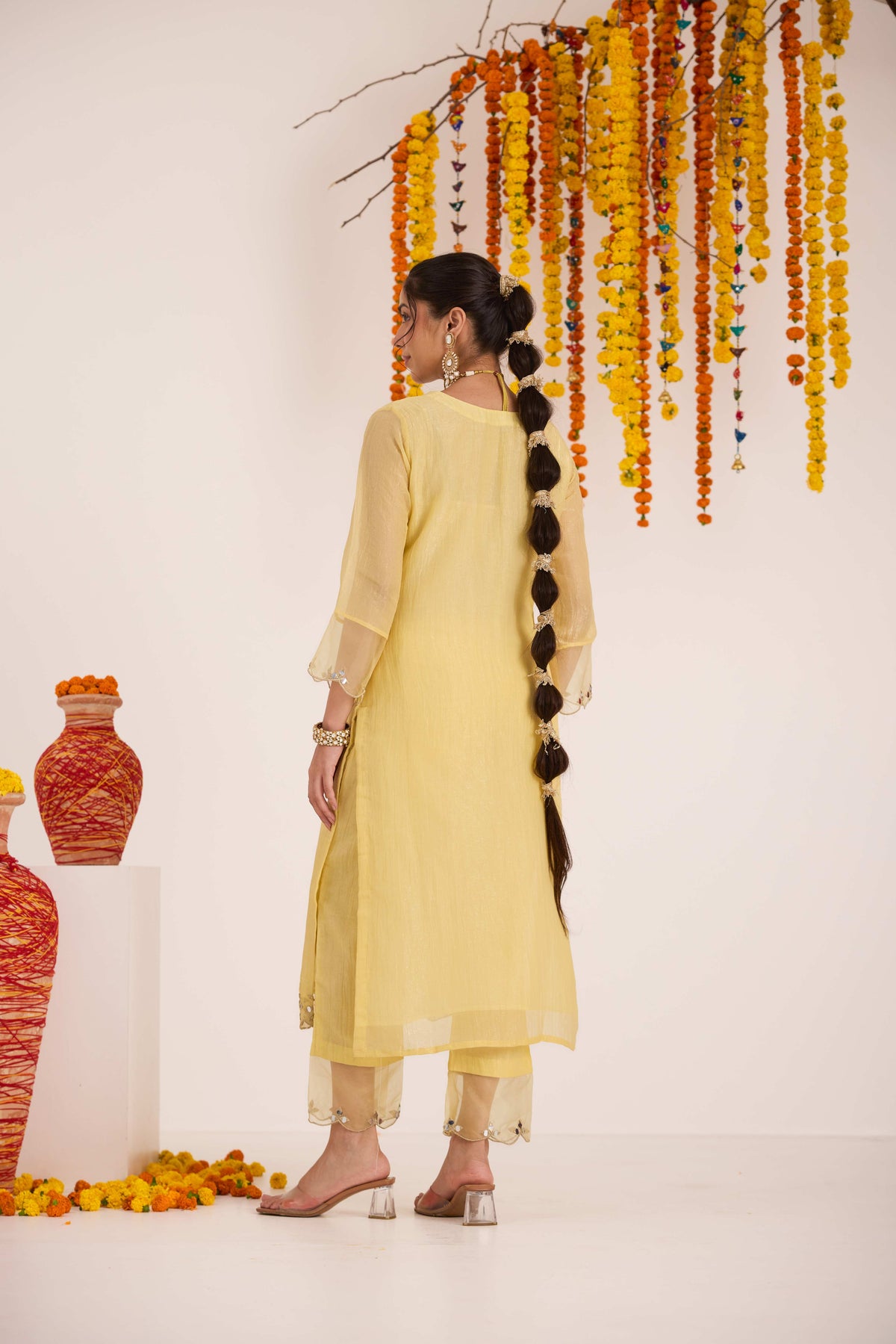 نورا - طقم بدلة وردي